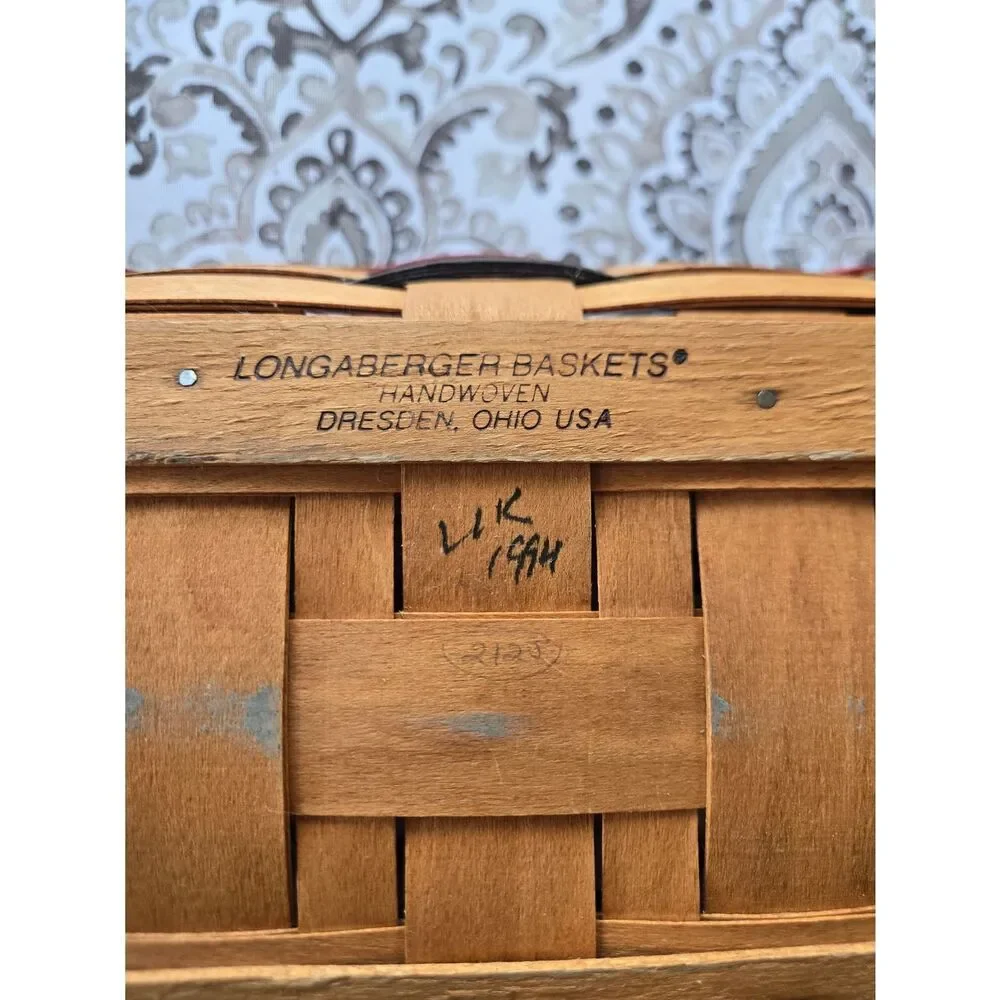 Longaberger Cracker Basket Honey-Tone With Wooden Divider And Plastic Inserts